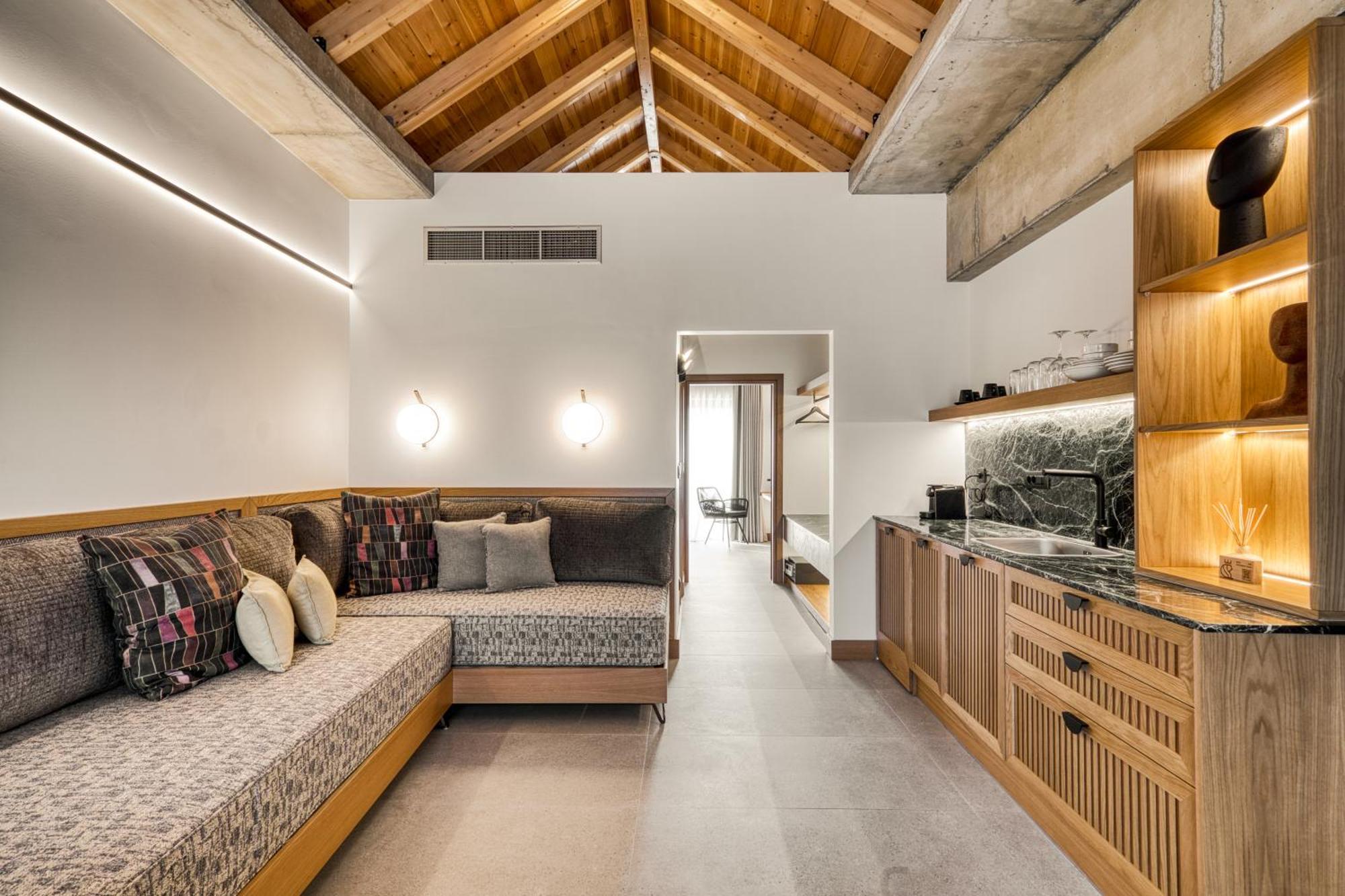 Capital Luxury Suites Nafplio Exterior photo
